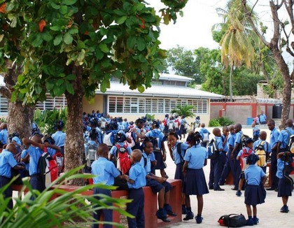 Kinderen op school in Bon Repos Haiti